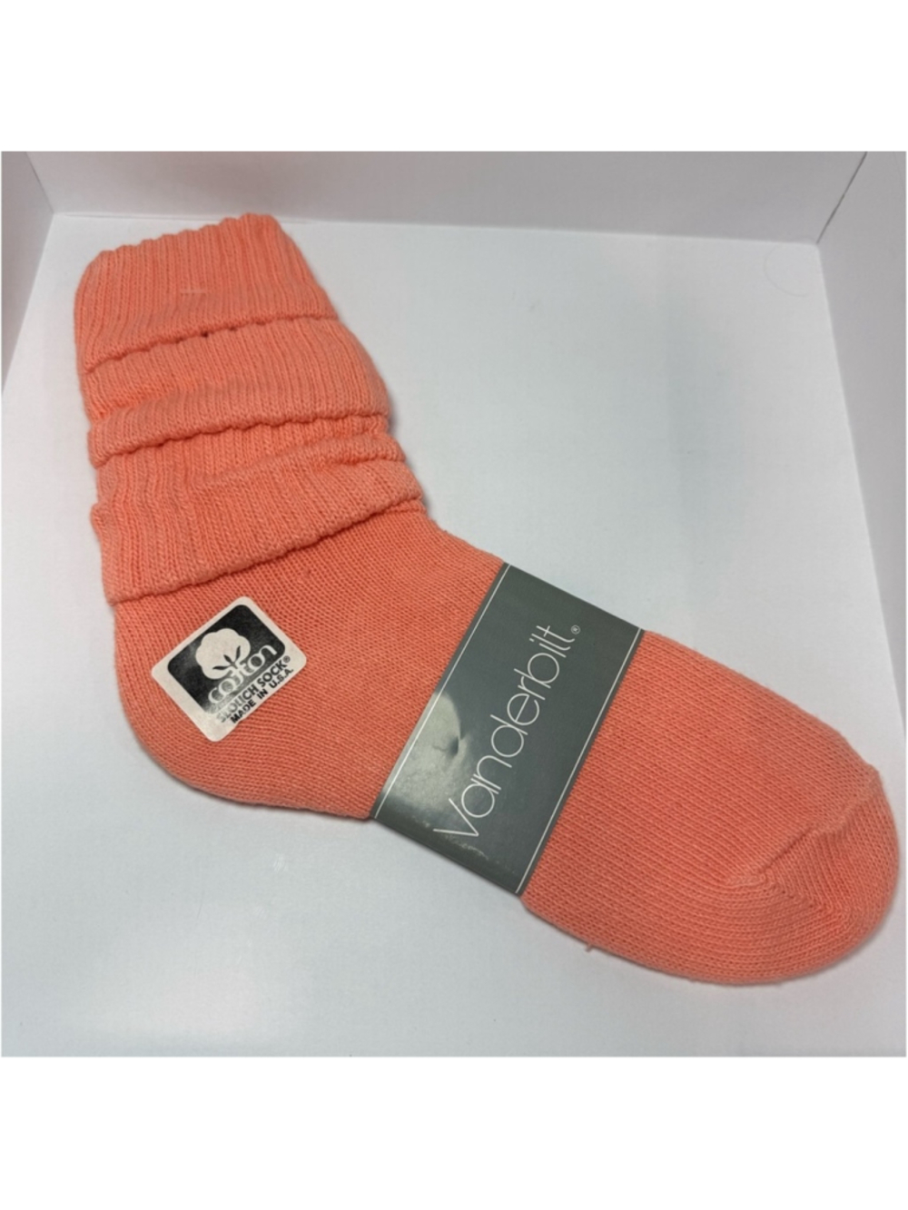 Vanderbilt Vintage Slouch Socks –Coral Peach – 100% Cotton – USA – Size 9–11 NWT